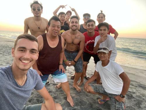 Binoclutan Tent Hostel & Campsite