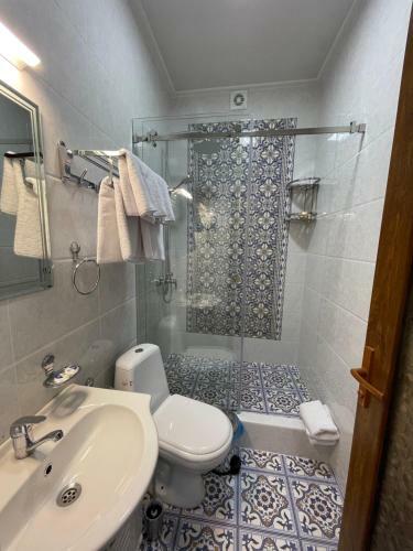 Bed & Breakfast Registon Saroy Hotel
