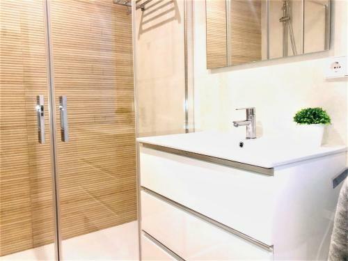 Apartamento Primera L�nea Playa Fuengirola Sofia 3d