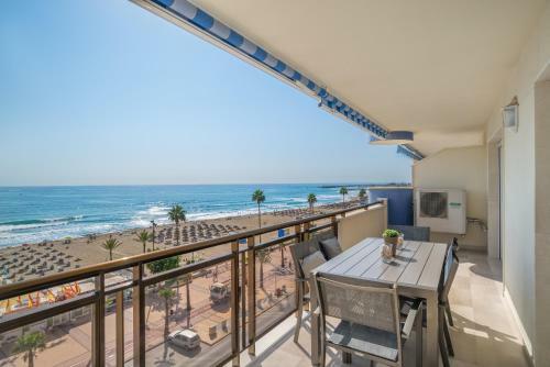 Apartment First Line Beach