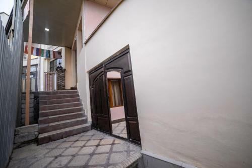 Siyob Hostel