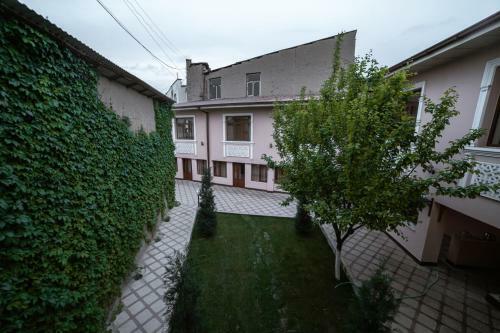 Siyob Hostel