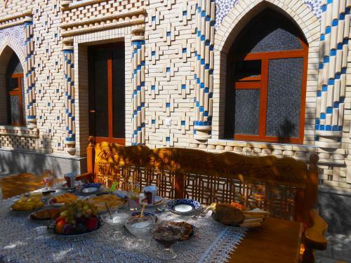 Hostal Colibri Traditional Guest House