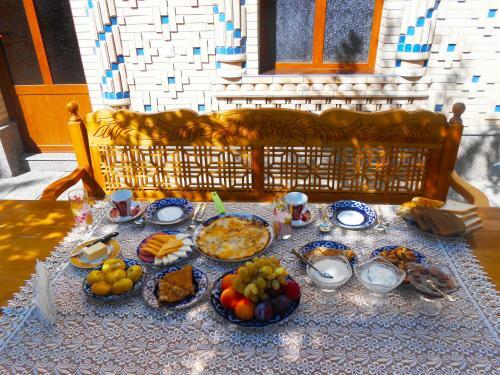 Hostal Colibri Traditional Guest House