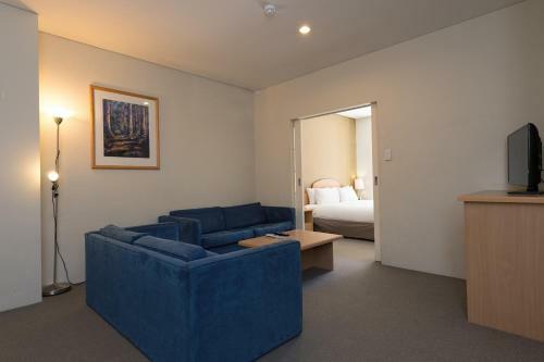 Aparthotel All Suites Perth - By 8hotels