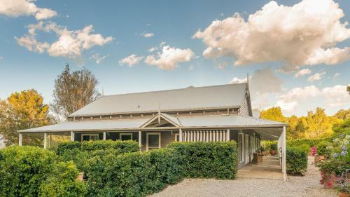 Bed & Breakfast Abelia House