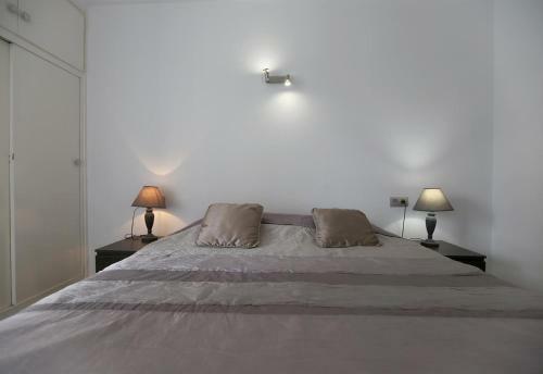 First Line Beach Apartment