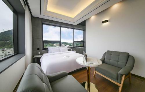 Urban Hotel
