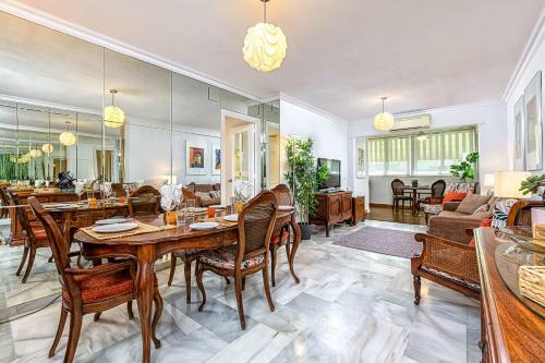 Immaculate 3-bed Apartment In Fuengirola