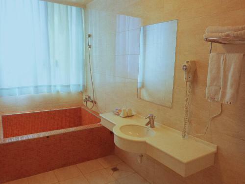 Posada Jade Spring Hot Spring Hotel
