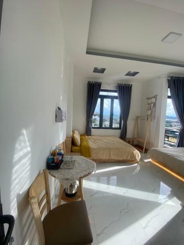 Hostal Louis House Dalat