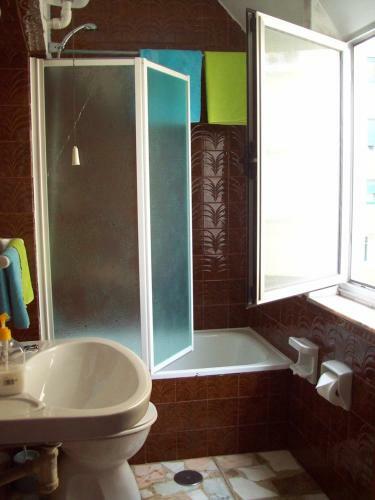 Hostal Pensi�n Los Pinos Gij�n