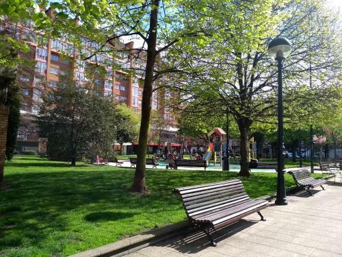 Apartamento Gij�n Playa Zona La Arena Con Desayuno