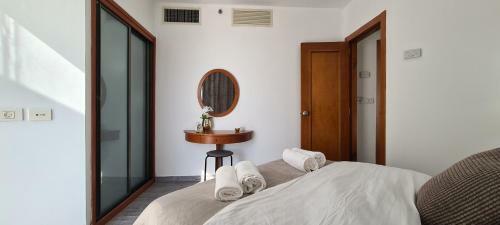 Go To Apartments In Leonardo
