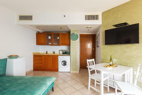 Apartamento Leonardo Sea View Residence
