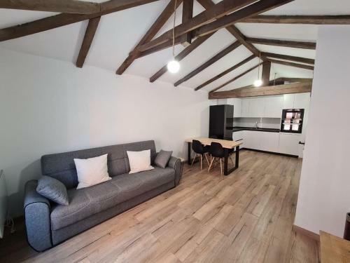 Apartamento 119e3 - �ticos Con Encanto En El Centro
