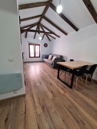 Apartamento 119e3 - �ticos Con Encanto En El Centro