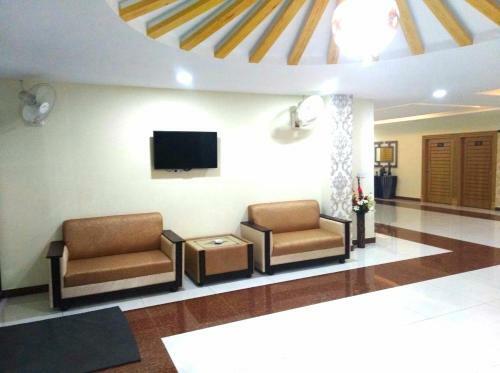 Hotel Civic - Gujranwala