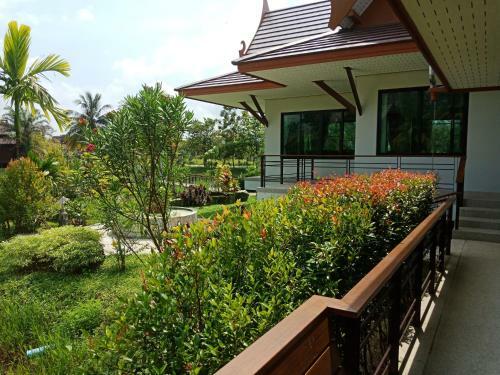 Villa Warin 2 Bedroom By Thailife