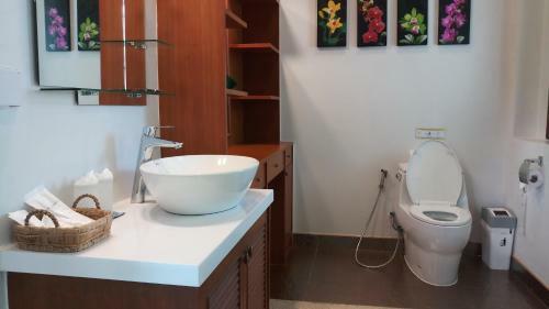 Villa Warin 2 Bedroom By Thailife