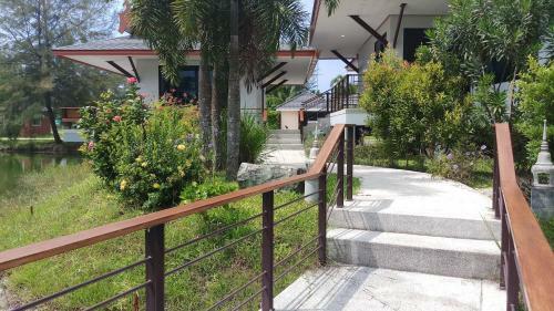 Villa Warin 2 Bedroom By Thailife
