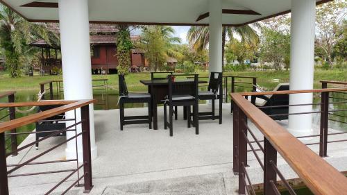 Villa Warin 2 Bedroom By Thailife