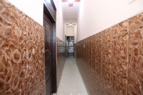 Oyo Flagship 39843 Hotel 999