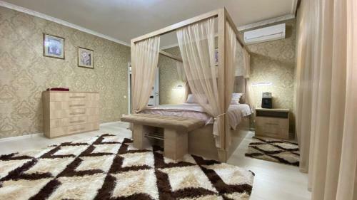 Hi-tech Apartment