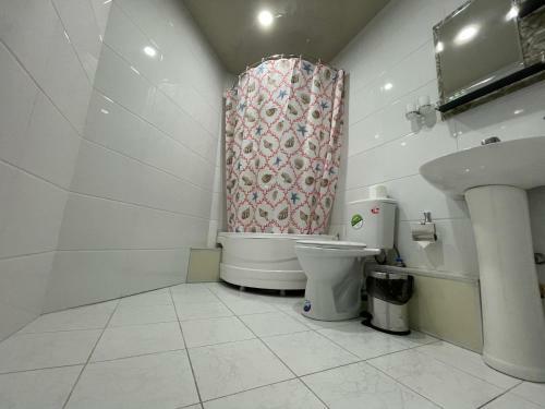Ipak Hotel
