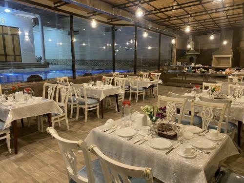 Hostal Grand Karavan