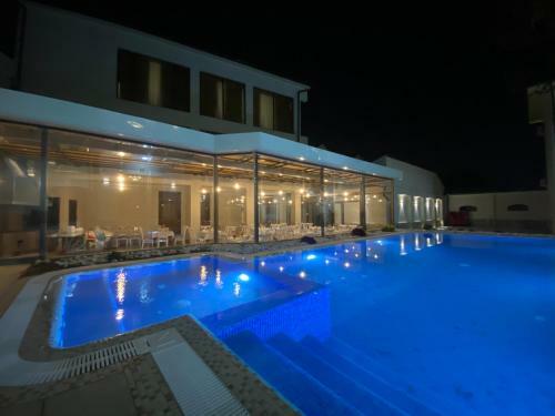 Hostal Grand Karavan