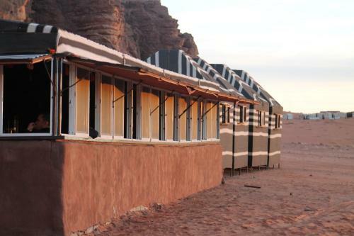 Wadi Rum Bedouin Camp And Desert Tours