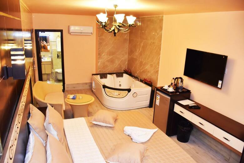 Al-naher Al-khaled Hotel