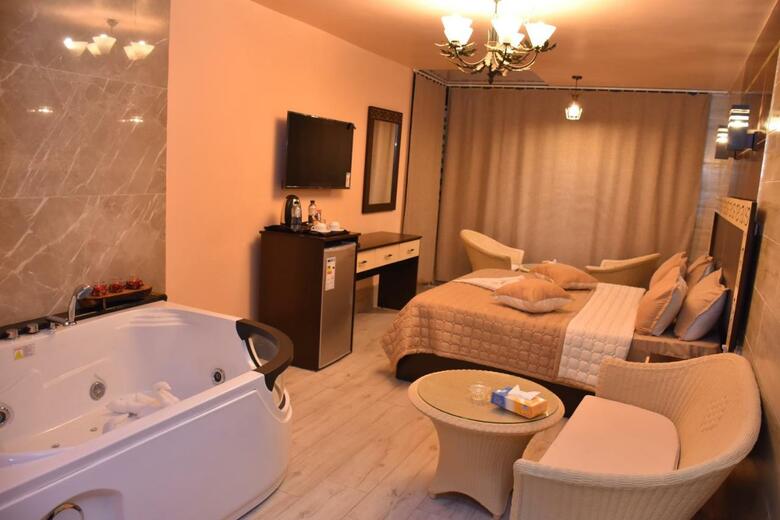 Al-naher Al-khaled Hotel