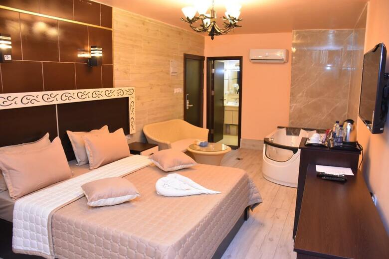 Al-naher Al-khaled Hotel