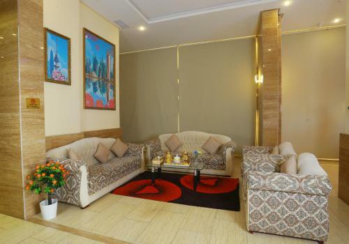 Dahlia Hotel Apartments
