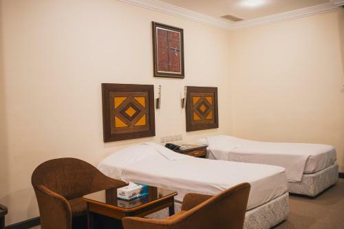 Devona Hotel
