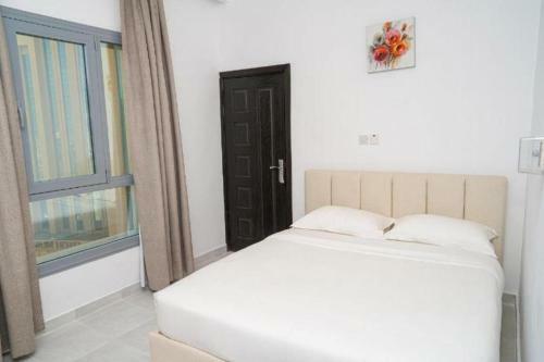 Atlantis Suites Hotel