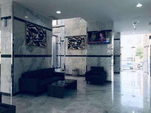 Atlantis Suites Hotel