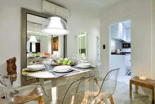Art Chapiz Apartments