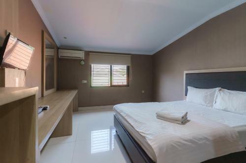 Hotel Koolkost @ Taman Simprug Cikarang