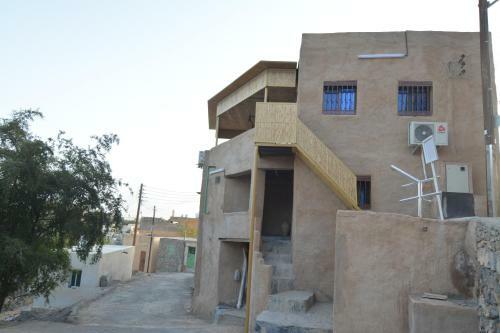 Hostal Basmat Almisfah