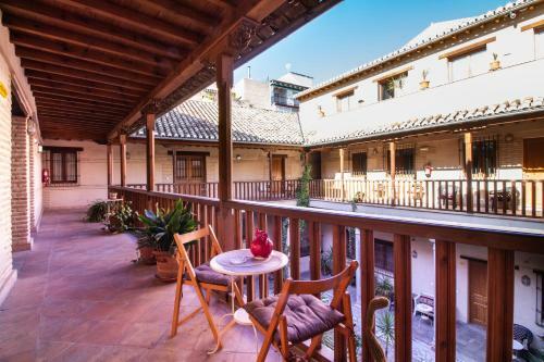 Apartamento Junto Al Albaic�n Con Terraza