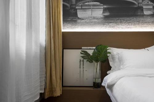 Hotel ??????