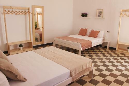 Casa De La Alegr�a