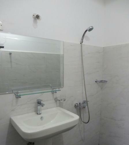 Rukmal Holiday Home
