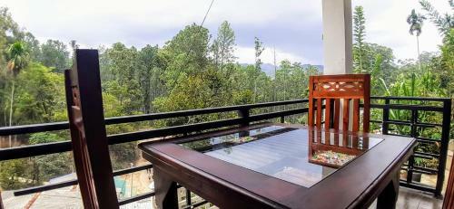 Hostal Rustle Hill Panorama Inn