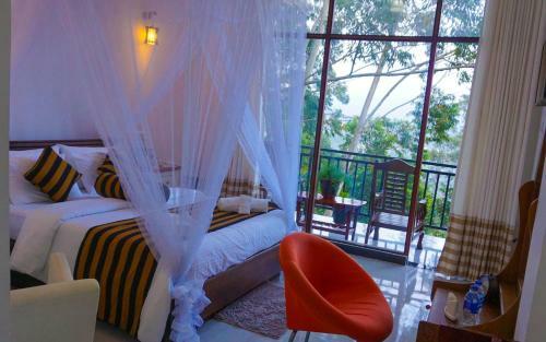 Hostal Shining Green View