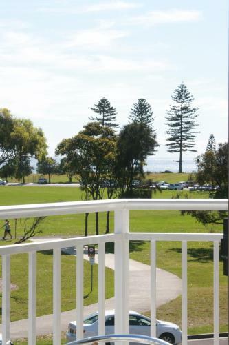 Beach Park Motor Inn