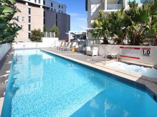 Aparthotel Evolution Apartments